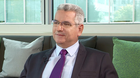 Embargo, souveraineté, multilatéralisme : l'ambassadeur de Cuba s'entretient avec RT France