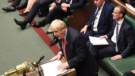 Le Premier ministre britannique Boris Johnson s'exprime à la Chambre des communes à Londres,  le 29 octobre 2019.