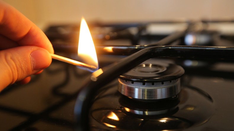 «Retour aux grottes» : Vladimir Poutine tacle les appels à se passer du gaz