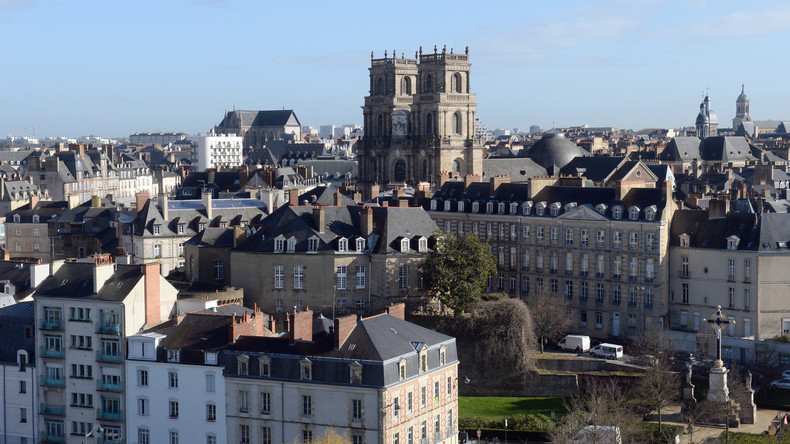Rennes : un bar où étaient réunis des rédacteurs d'un média conservateur attaqué