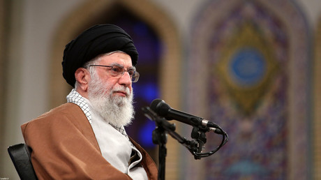 «Complice des Etats-Unis» ? L’ayatollah Khamenei fustige le rôle de Macron sur le nucléaire iranien