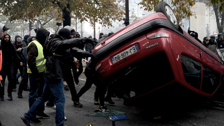 Acte 53 à Paris : flambée de violences place d'Italie, la préfecture annule une manifestation
