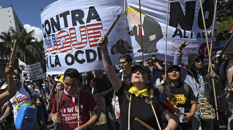 Colombie : des centaines de milliers de personnes dans les rues contre Ivan Duque (IMAGES)