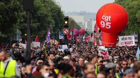 Manifestation à Paris pour la Journée internationale des travailleurs du 1er Mai 2019.