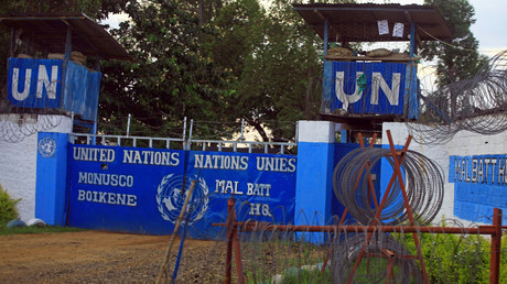Entrée du camp de la Mission de l'Organisation des Nations unies pour la stabilisation en République démocratique du Congo (MONUSCO) située dans la ville de Beni, à l'est de la République du Congo.
