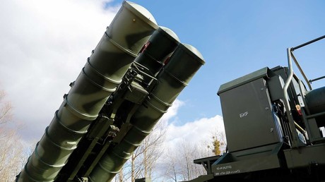 La Turquie teste les systèmes russes de défense S-400, malgré les menaces américaines