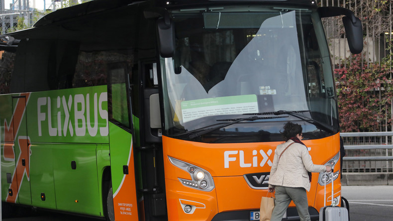 Grève : le gouvernement autorise les chauffeurs de car à rouler plus longtemps jusqu'à Noël