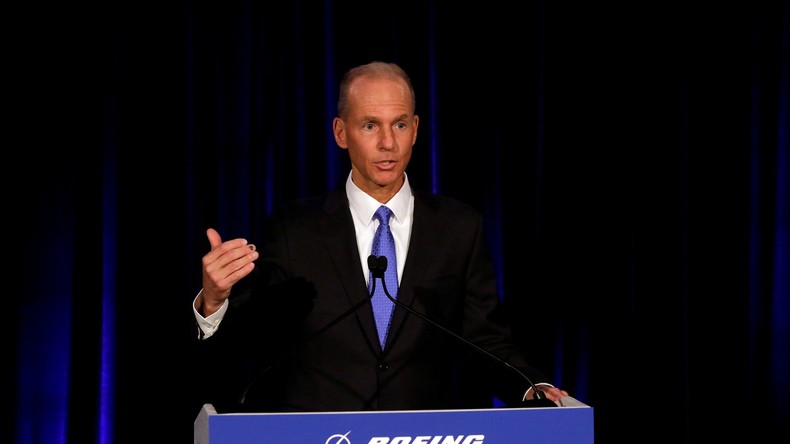 Le PDG de Boeing jette l’éponge et lègue la crise du 737 MAX à son successeur