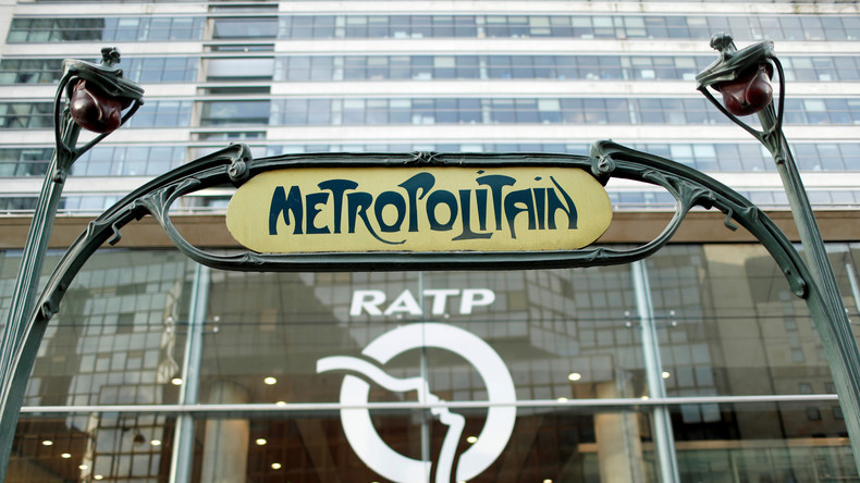 Une conductrice de métro conspuée et insultée par des grévistes, la RATP ouvre une enquête (VIDEO)