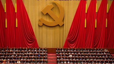 Le président chinois Xi Jinping assiste au congrès du Parti communiste chinois dans la Grande Halle du peuple, à Pékin