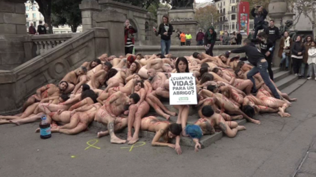 Espagne : des manifestants nus contre l’industrie de la mode