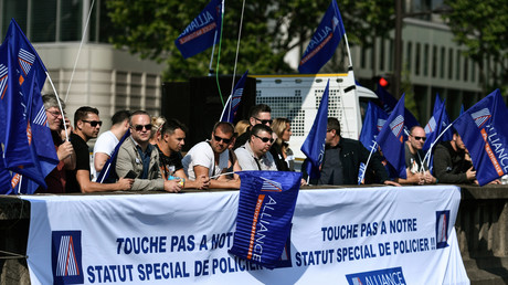 Manifestation de policiers à Paris, le 22 mai 2018.