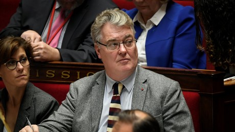 Retraites : Delevoye «étroitement lié au monde de l’assurance», un potentiel conflit d'intérêt ?