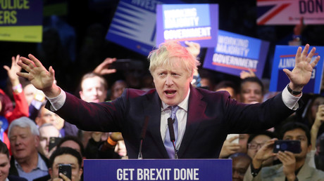 Législatives britanniques : majorité absolue pour Johnson selon un sondage à la sortie des urnes