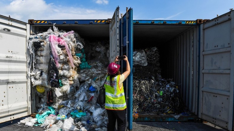 La Malaisie renvoie 150 conteneurs de déchets illégaux dans plusieurs pays occidentaux