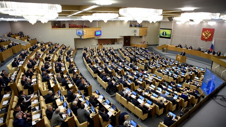 Les députés russes approuvent en première lecture la réforme constitutionnelle proposée par Poutine