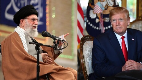 Collage photos : Ali Khamenei, le 1er janvier 2020 à Téhéran (gauche) et Donald Trump, le 24 décembre 2019 à Palm Beach, Etats-Unis (droite).