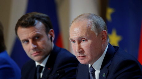 Le président français Emmanuel Macron et son homologue russe Vladimir Poutine.