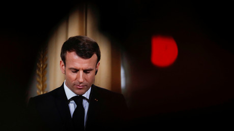 Institutions, remparts et prisons, par Philippe Mesnard