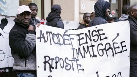 Rassemblement de Gilets noirs à Paris contre les pratiques «abusives» de la multinationale Elior