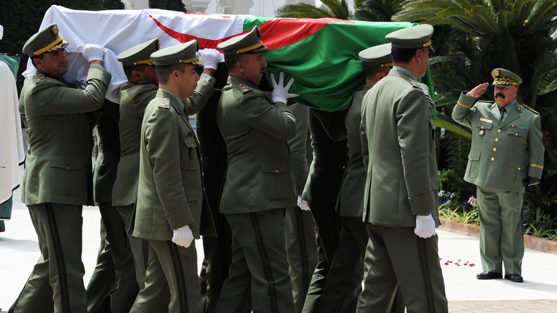 Algérie : un soldat tué dans un attentat à la voiture piégée près de la frontière malienne