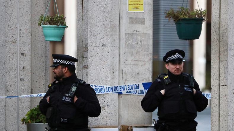 Un homme poignardé dans une mosquée à Londres, un suspect arrêté