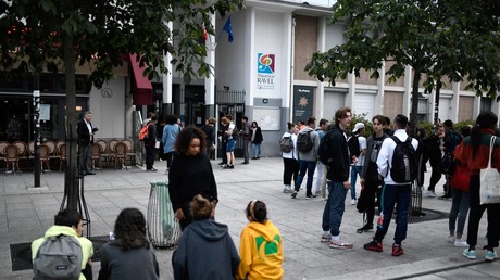 Blocus du lycée Maurice-Ravel : trois lycéens condamnés à une mesure de réparation