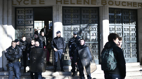 Profs et lycéens mobilisés contre la réforme du bac, des établissements bloqués dans toute la France