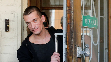 A l'origine de la publication des vidéos de Griveaux, l'artiste russe Pavlensky interpellé à Paris