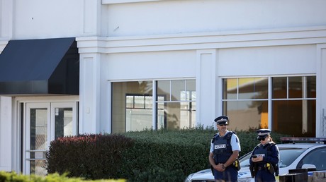 Couteaux, arbalètes, grenades : un groupe planifiant des attaques de mosquées arrêté en Allemagne