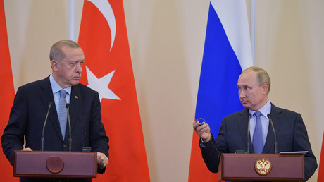 Idleb : malgré les tensions, Poutine et Erdogan conviennent d'intensifier le dialogue