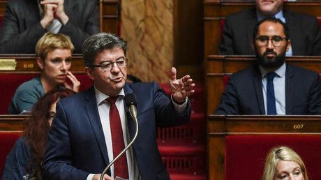 Retraites : Mélenchon dénonce «quelque chose de totalitaire» dans le comportement de la majorité