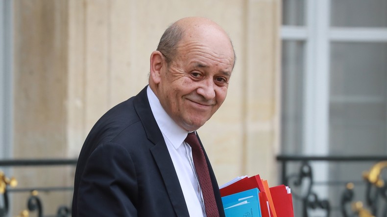 Escroquerie au «faux Le Drian» : 7 et 11 ans de prison pour les deux principaux prévenus
