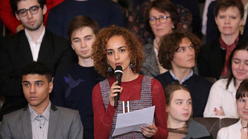 Covid-19 : Lou Doillon et Leïla Slimani racontent leur vie de confinement et créent le bad buzz