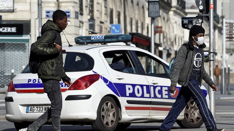 Lyon : aucun SDF n'a été verbalisé pour non-respect du confinement, selon le préfet