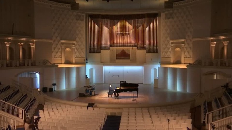 Ballets, opéras et musique classique en ligne : la culture russe résiste à la pandémie