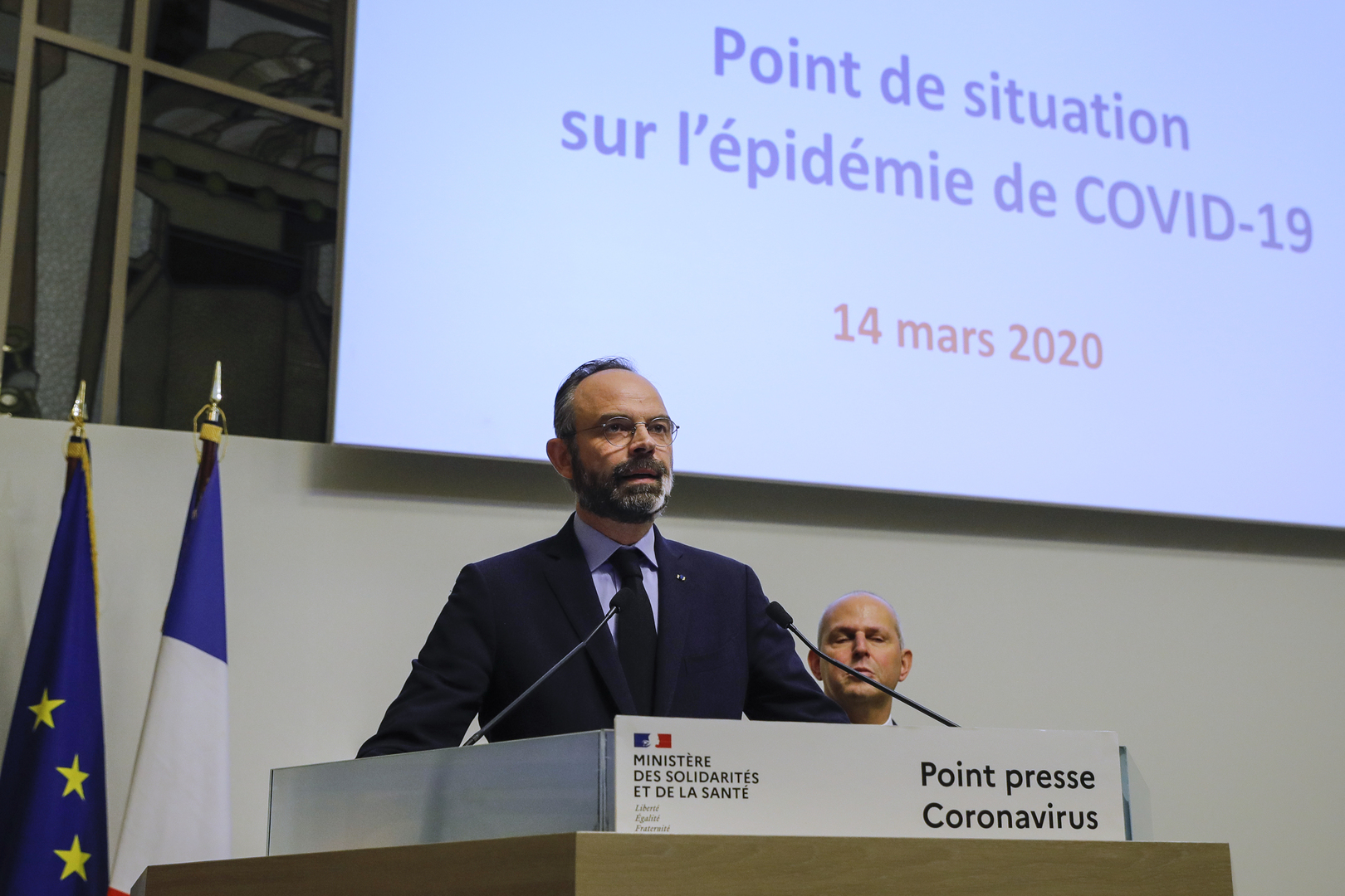 Coronavirus: Le Gouvernement Annonce La Fermeture Des «lieux Recevant ...