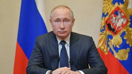 Covid-19 : Poutine reporte la réforme constitutionnelle et annonce des mesures contre la pandémie