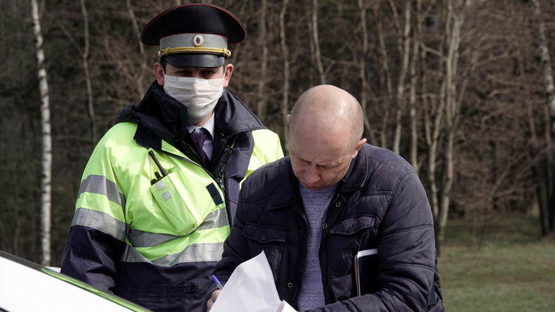 Un laissez-passer électronique, solution efficace pour contrôler le confinement à Moscou ?