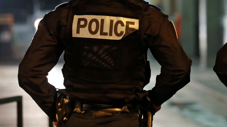 «Un bicot comme ça, ça nage pas» : l'IGPN saisie pour des propos racistes lors d'une interpellation