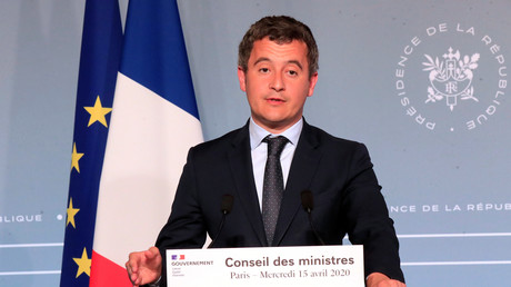 Le ministre du Budget, Gerald Darmanin, participe à une conférence de presse à Paris, le 15 avril 2020 (image d'illustration).