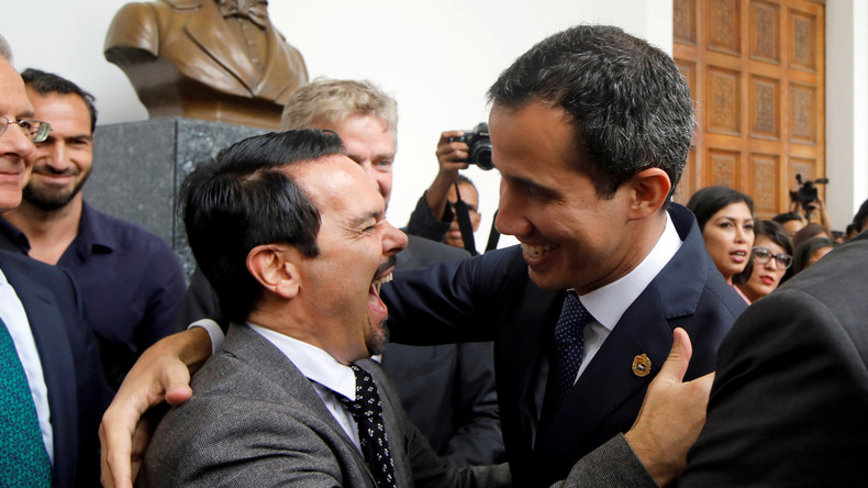 Sans eau ni électricité, la situation de l'ambassadeur français au Venezuela indigne la France