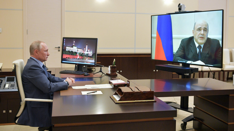 Russie : le Premier ministre Michoustine reprend ses fonctions après une contamination