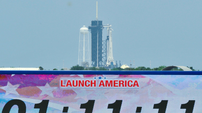 SpaceX, première société privée à envoyer des hommes dans l’espace