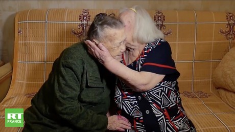 Séparées par la guerre, deux sœurs se retrouvent 78 ans après