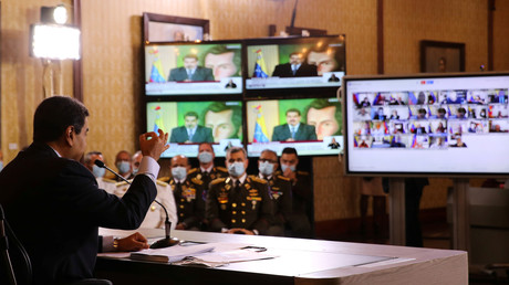 Le président du Venezuela Nicolas Maduro tient une conférence de presse virtuelle à Caracas, Venezuela, le 6 mai 2020.