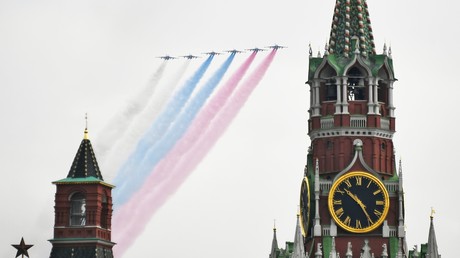 75 avions dans le ciel de Moscou pour le 75e anniversaire de la Victoire