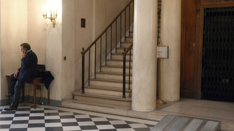 Le leader du Modem François Bayrou dans les couloirs de l'Assemblée nationale (image d'illustration).