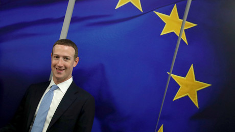 En visioconférence, un Commissaire européen implore Zuckerberg de «payer des impôts» (VIDEO)