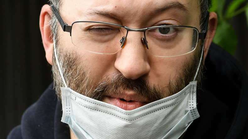 Un journaliste russe libéré après 10 jours de prison pour manifestation pendant le confinement